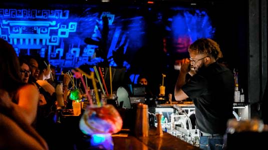 Exploring San Antonio's Exciting Nightlife Scene: From Pubs to Clubs