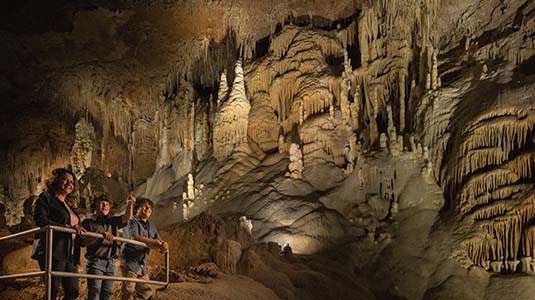Natural Bridge Caverns Featured 2