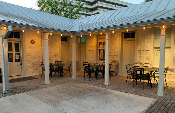 Outdoor table and chairs