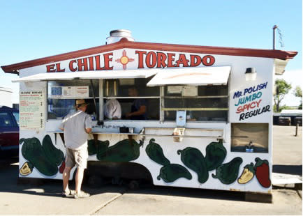 Red or green, they’ll ladle it in and serve it up toasted at El Chile Toreado.