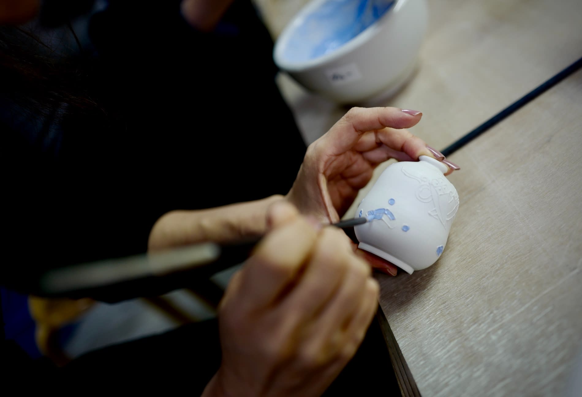 painting pottery