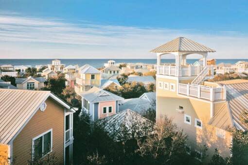 Discover all Seaside has to offer, including great restaurants, beaches and shopping. 