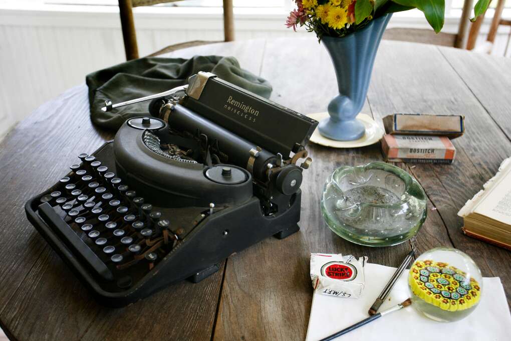 old typewriter exhibit