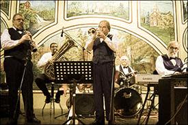 Razzmatazz & Jazz Band