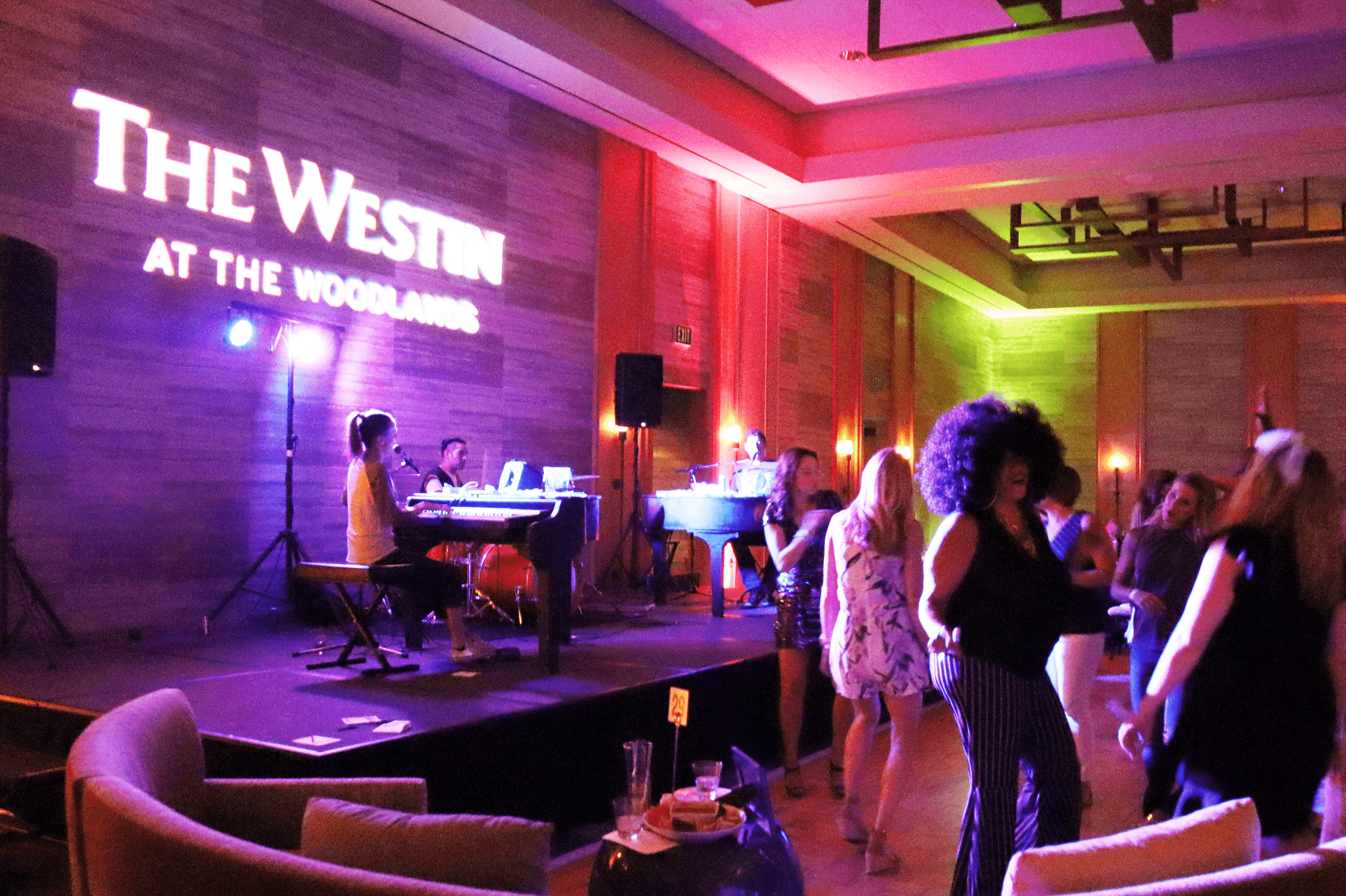 The Westin - Howl2Go Dueling Pianos
