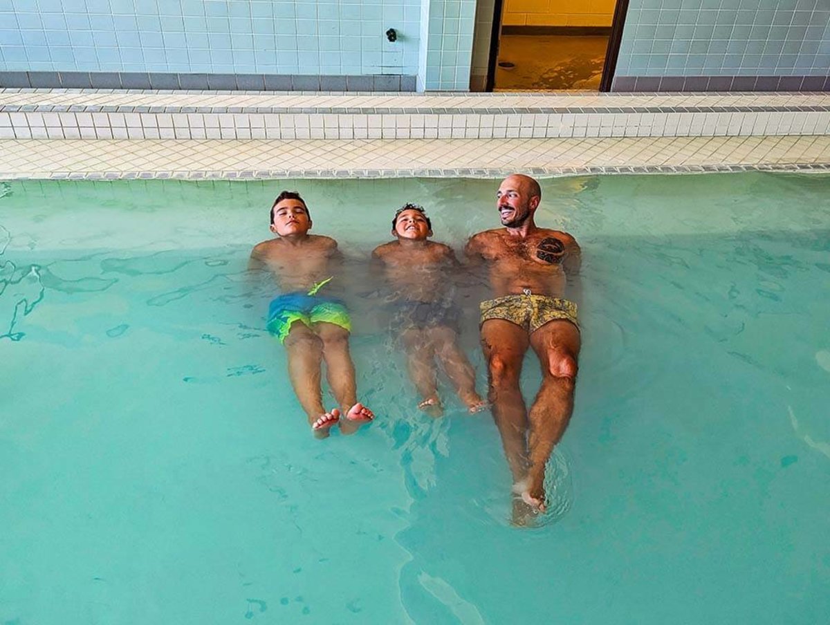 2 Travel Dads Family at Hot Springs State Park