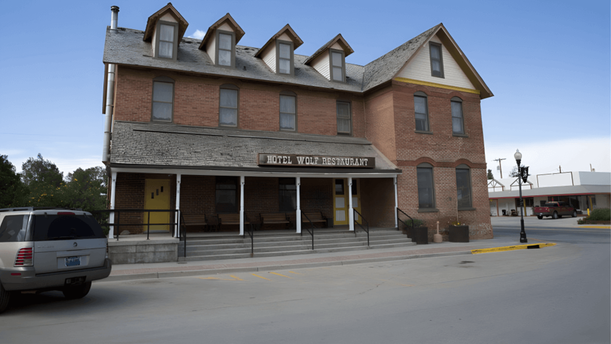 Hotel Wolf and Restaurant in Saratoga, Wyoming, a historic thing to do blending old-world charm and modern comfort.