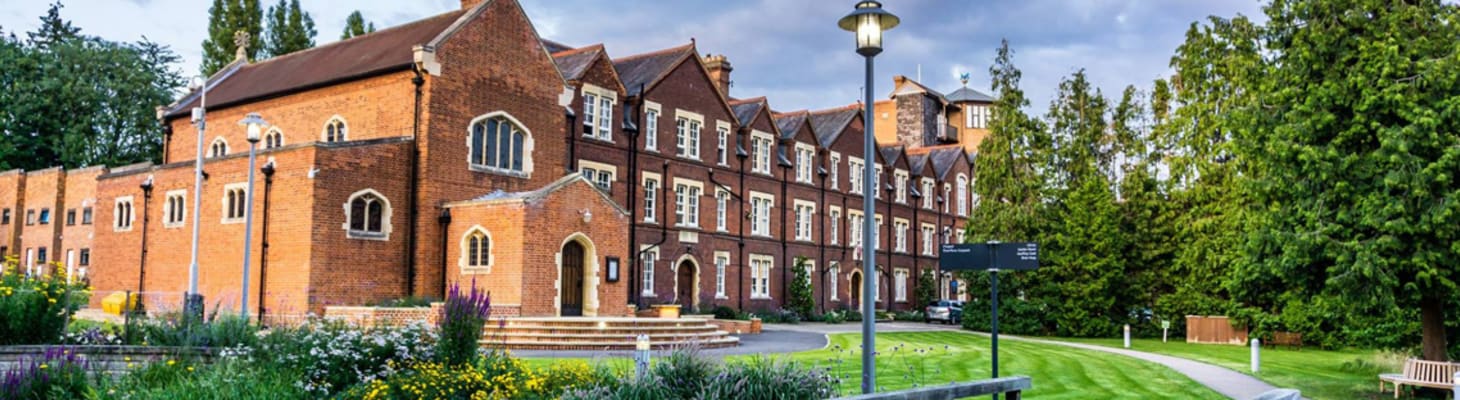 Panoramic shot of the exterior of St Edmund's college in Cambridge