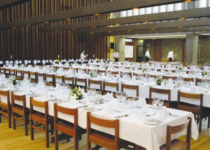 The largest dining hall in Cambridge, this flexible space is a blank canvas which can be used for traditional college dining seating up to 450 guests, themed events with sets and staging or dining with dancing for up to 450 guests. This room is available for exclusive use from 19:30.