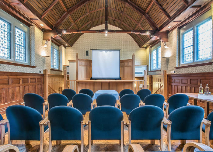The Bateman Room is often used as a break-out area or for small meetings. It is also very popular as an area to register delegates and as a refreshment zone for delegates using the Bateman Auditorium. With its own serving area and kitchenette, it is also a popular choice to hold wine tasting sessions.