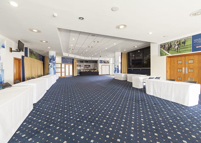 With itâ€™s high ceilings and easy access from the conference centre car park, the space also works well as a registration area when used with our other exhibition halls.