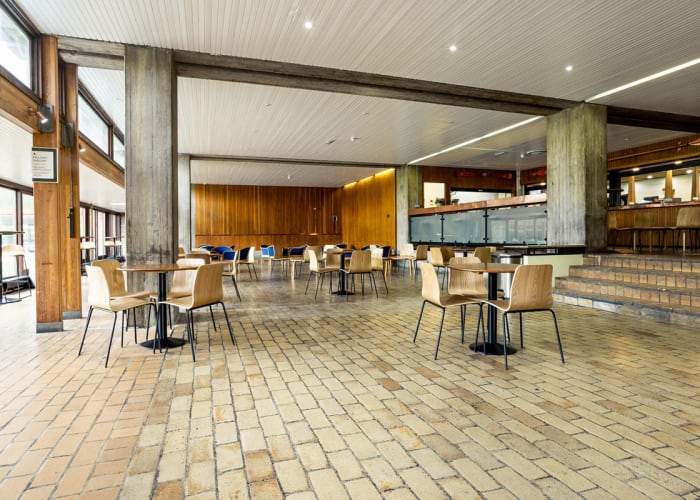 Adjoining the main concourse, the Buttery lies at the heart of the College and includes the College Bar. Open throughout the day for snacks and drinks, it is frequently used as the reception area where refreshments are provided during events. The space is also available for exhibitor stands and poster boards. Free WiFi access enables guests to multi-task - catching-up with the emails whilst relaxing with a refreshing drink.