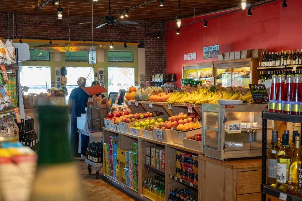 Rosemont Interior. Photo Credit: Kelsey Kobik Photography