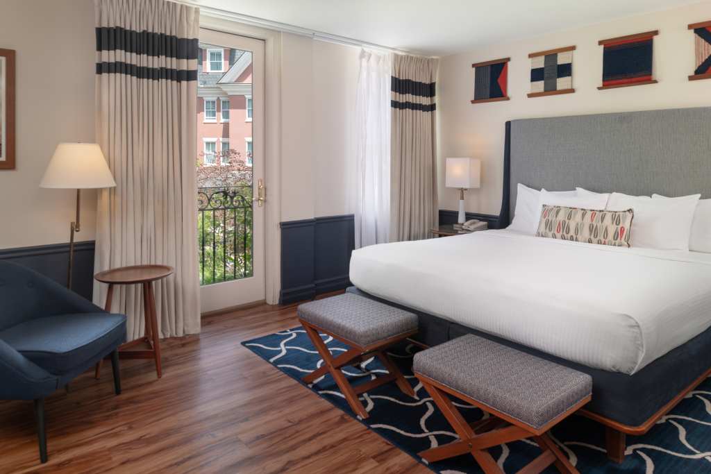 Guest Room. Photo Credit: Portland Harbor Hotel