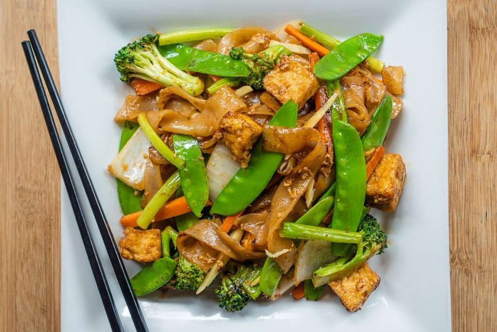 Noodle Dish at Green Elephant. Photo Credit: Dan Sriprasert