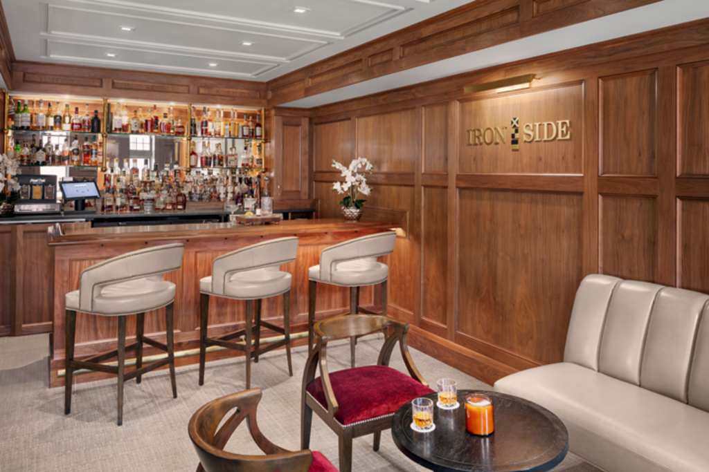 Bar. Photo Credit: Portland Regency Hotel & Spa