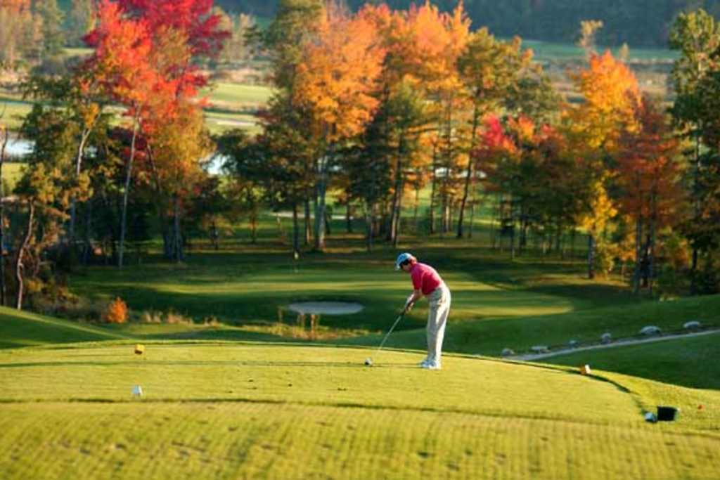Golf in the fall. Photo Credit: Spring Meadows Golf Course