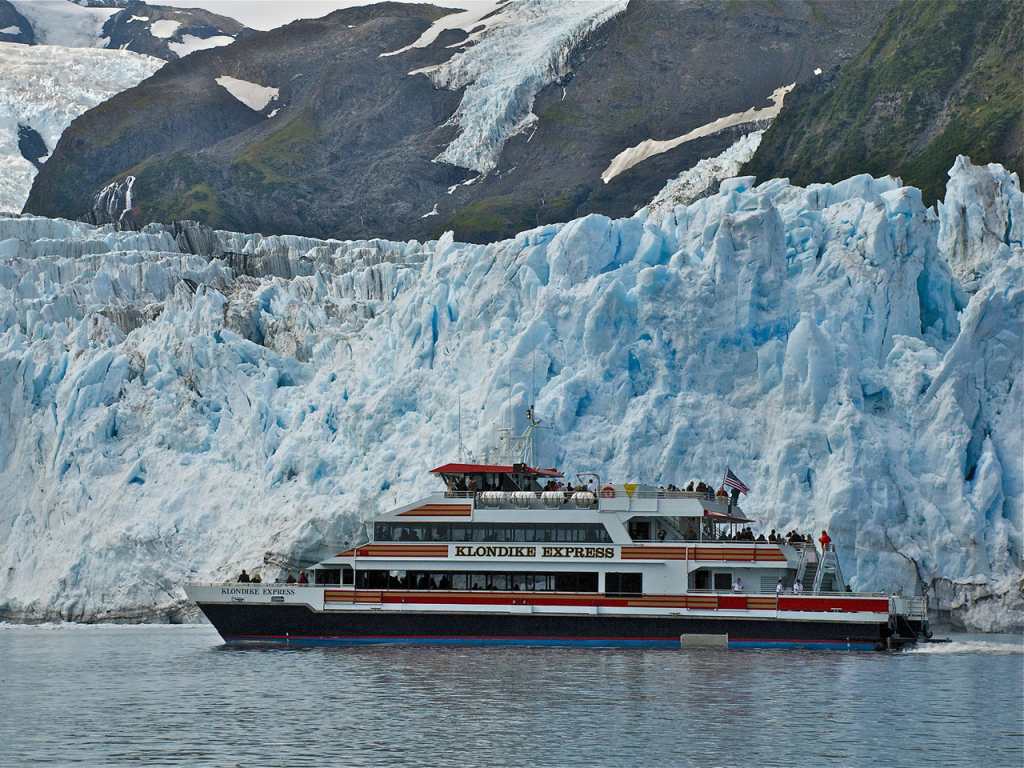 Phillips Cruises and Tours, LLC