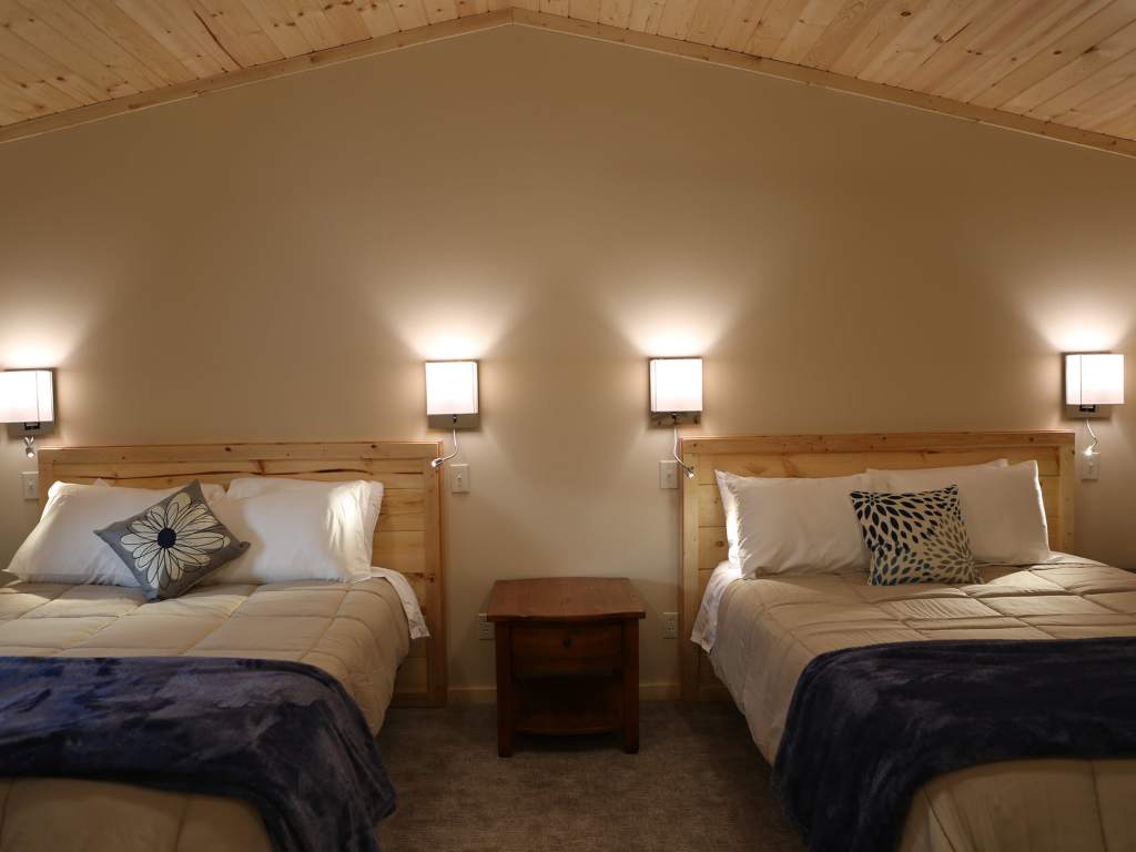 Peak Lodging