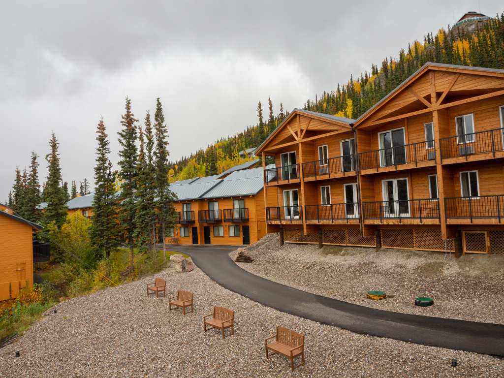 Denali Bluffs Hotel