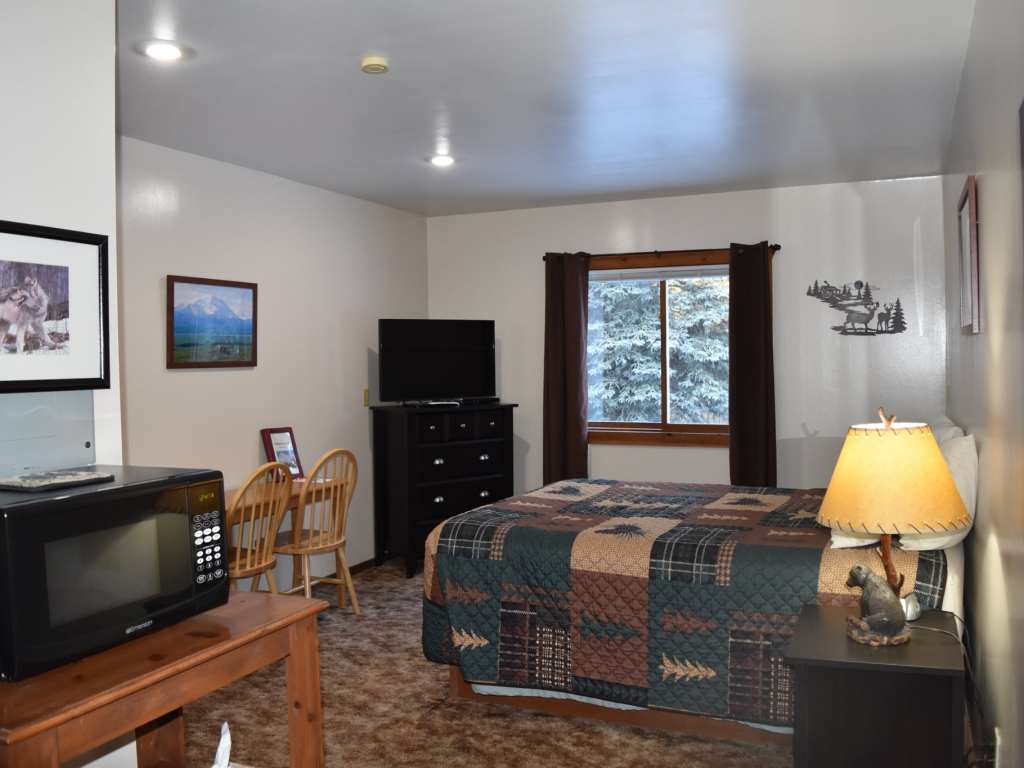 Backwoods Lodge