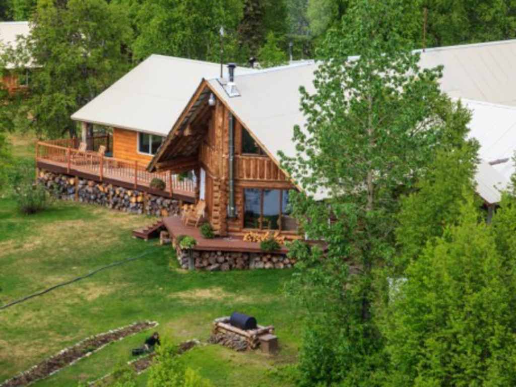 Eleven Winterlake Lodge
