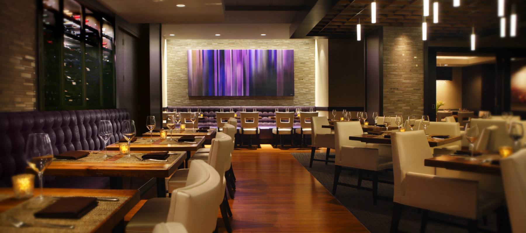 720 South Bar & Grill
