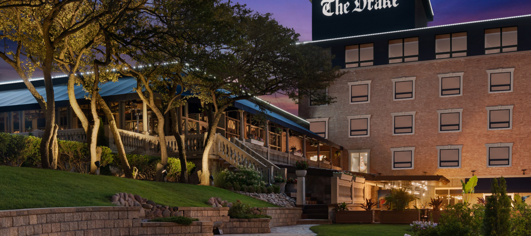 The Drake Oak Brook, Autograph Collection