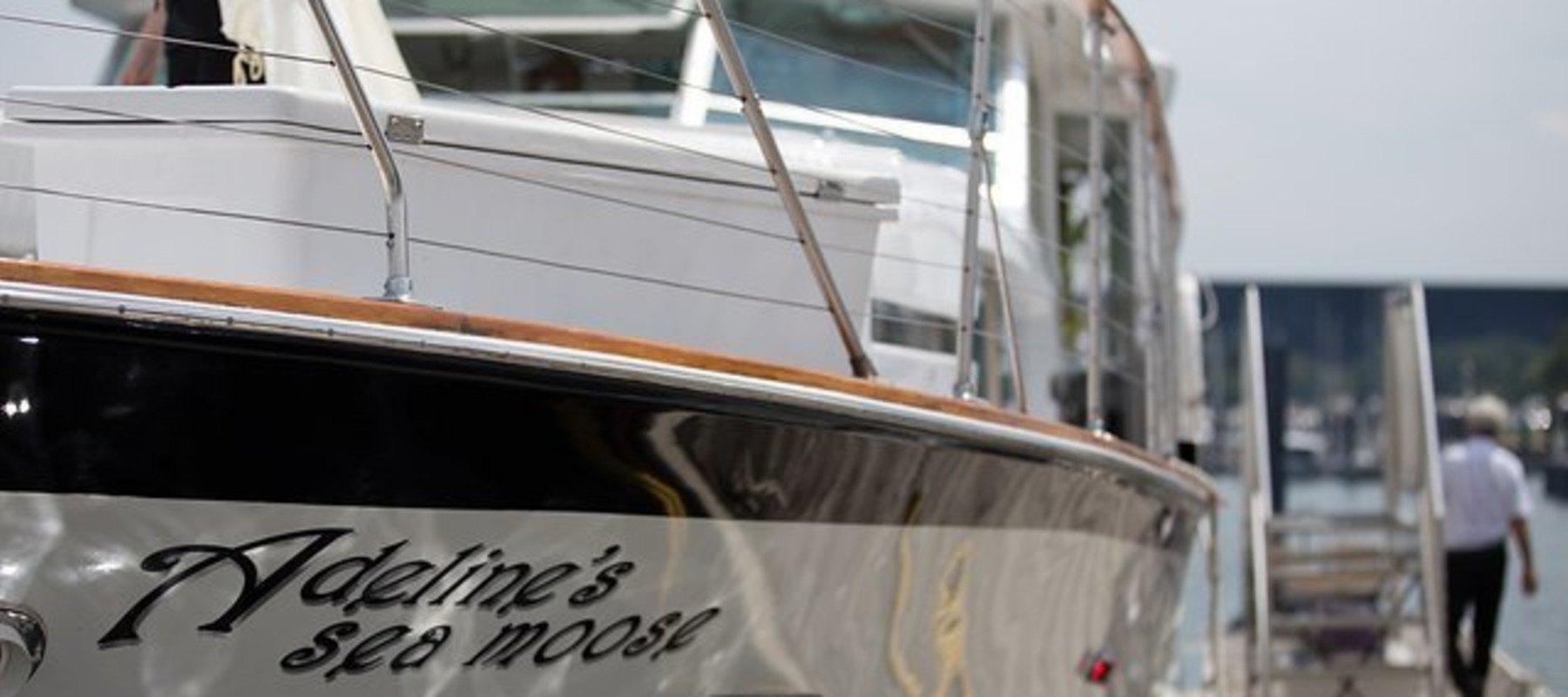 Adeline’s Sea Moose – Chicago Private Yacht