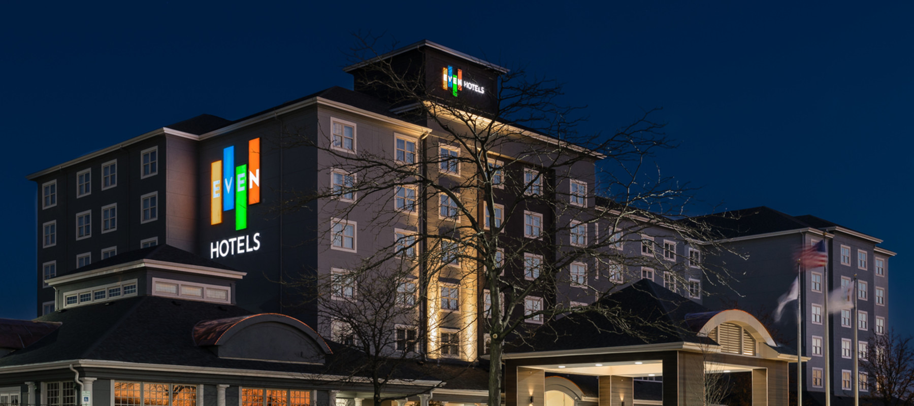 EVEN Hotel & Tinley Park Convention Center