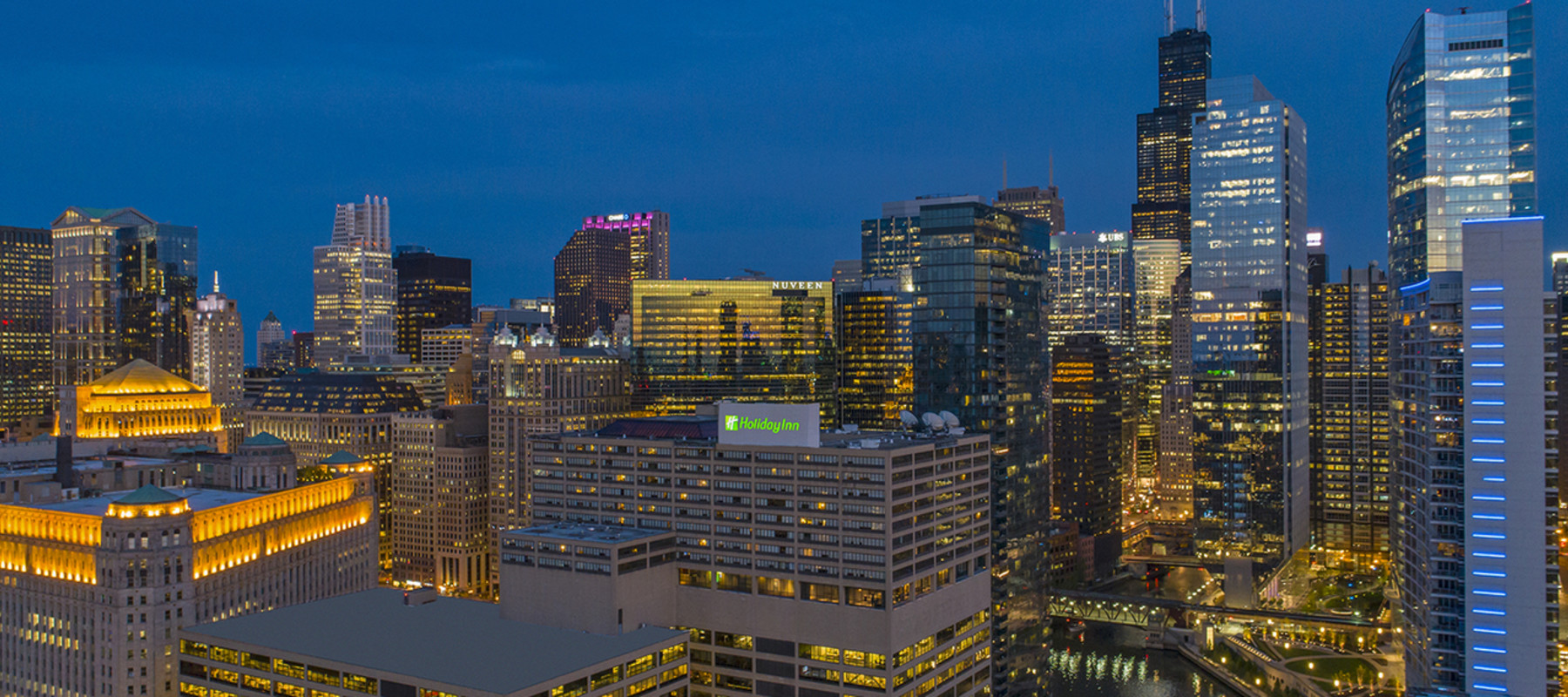 Holiday Inn Chicago Downtown Wolf Point