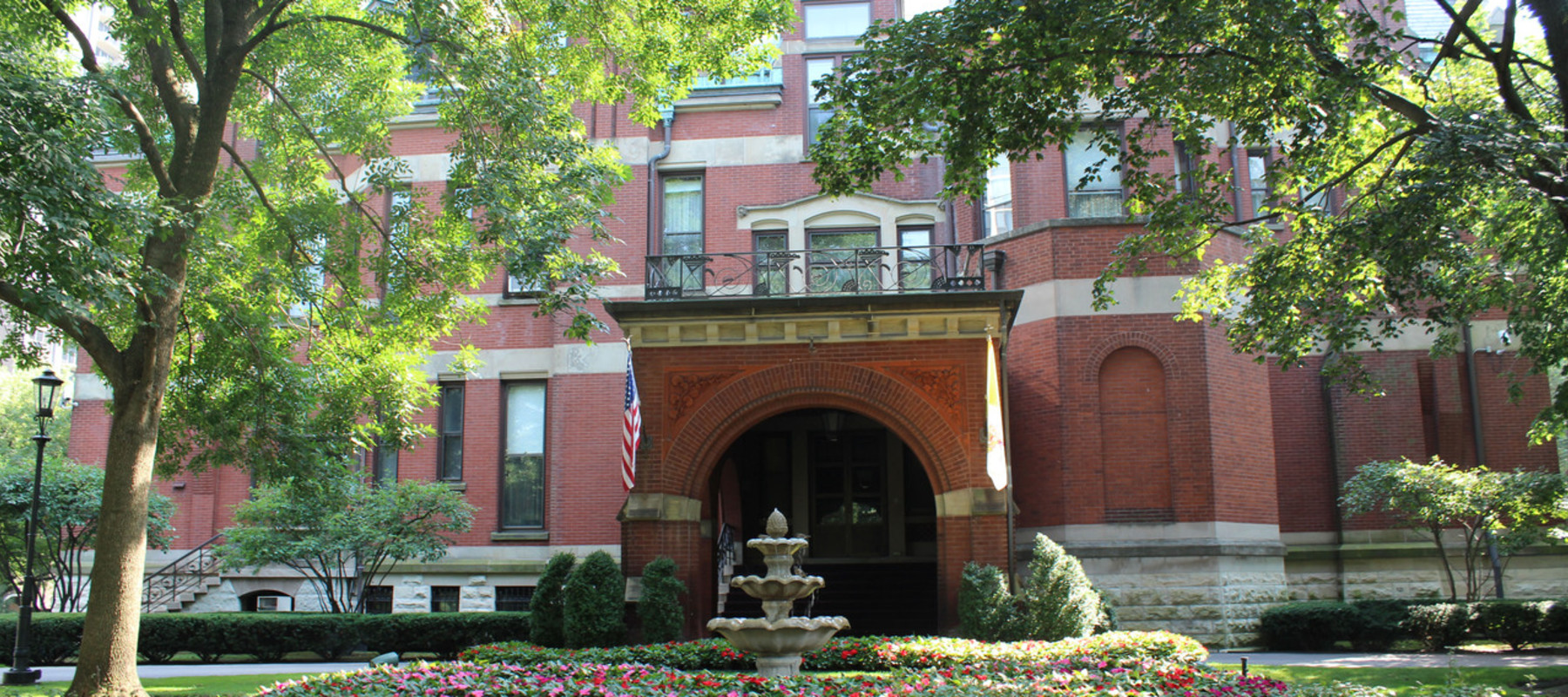 Residence of the Roman Catholic Archbishop of Chicago