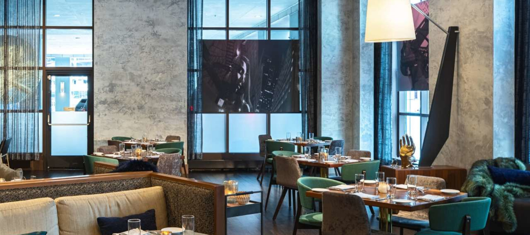 Staytion Market & Bar