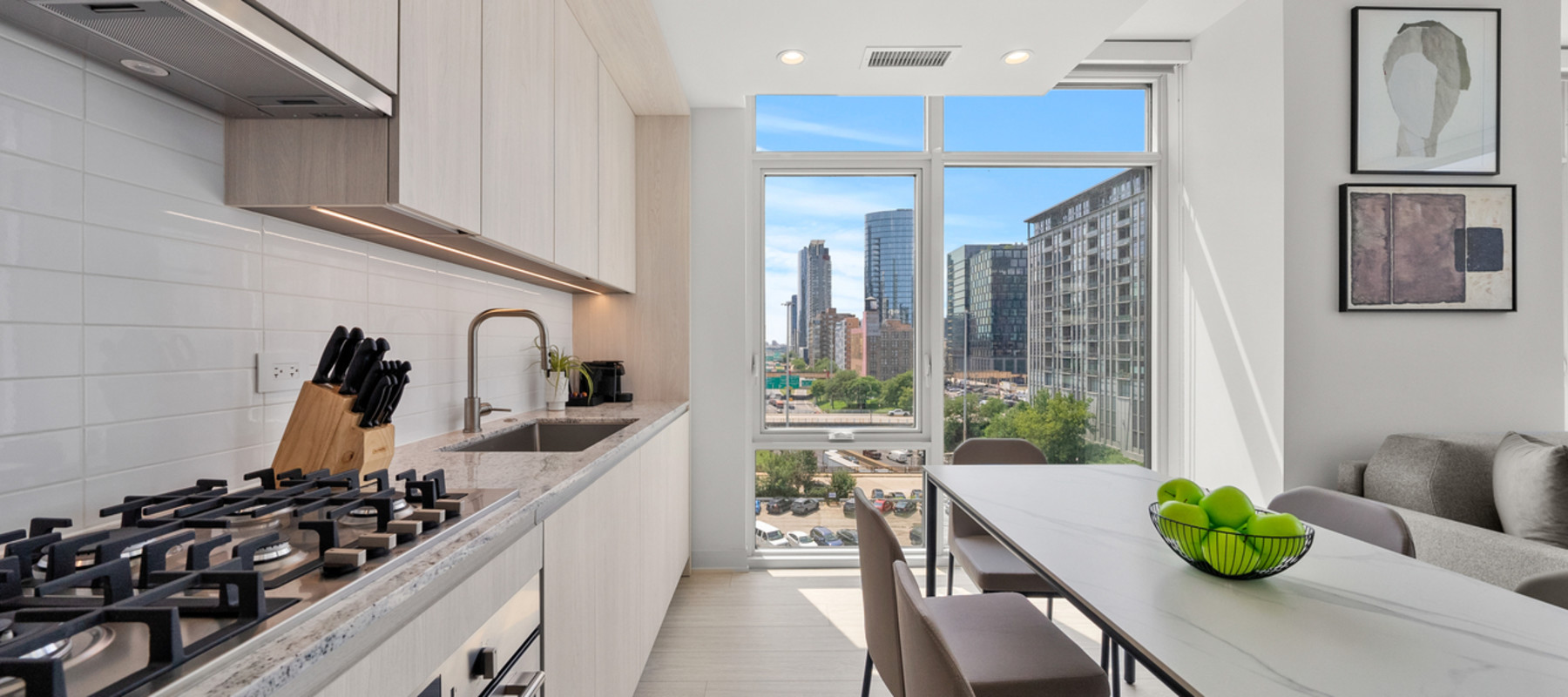Level Chicago