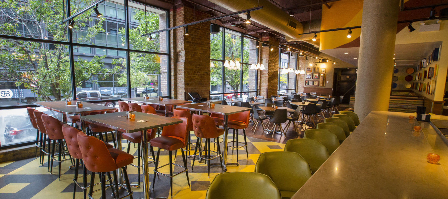 Nancy’s Pizzeria – West Loop