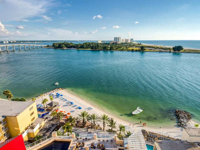 Hampton Inn & Suites Clearwater Beach