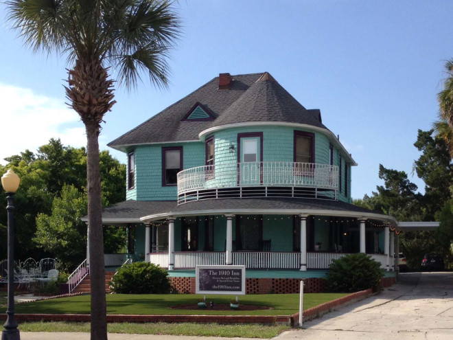 The 1910 Inn in Tarpon Springs, Florida