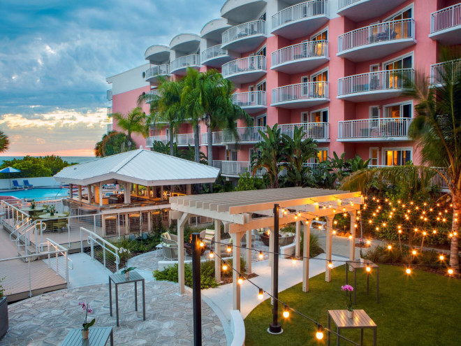 Beach House Suites by the Don CeSar