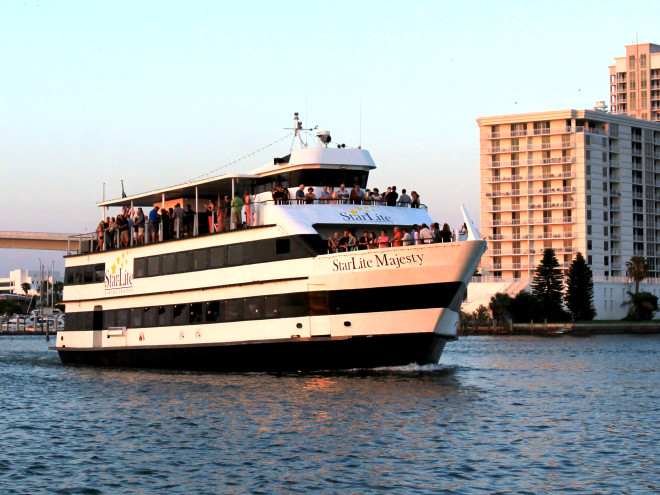 StarLite Majesty Dining Yacht on the smooth inland waters of Clearwater harbor
