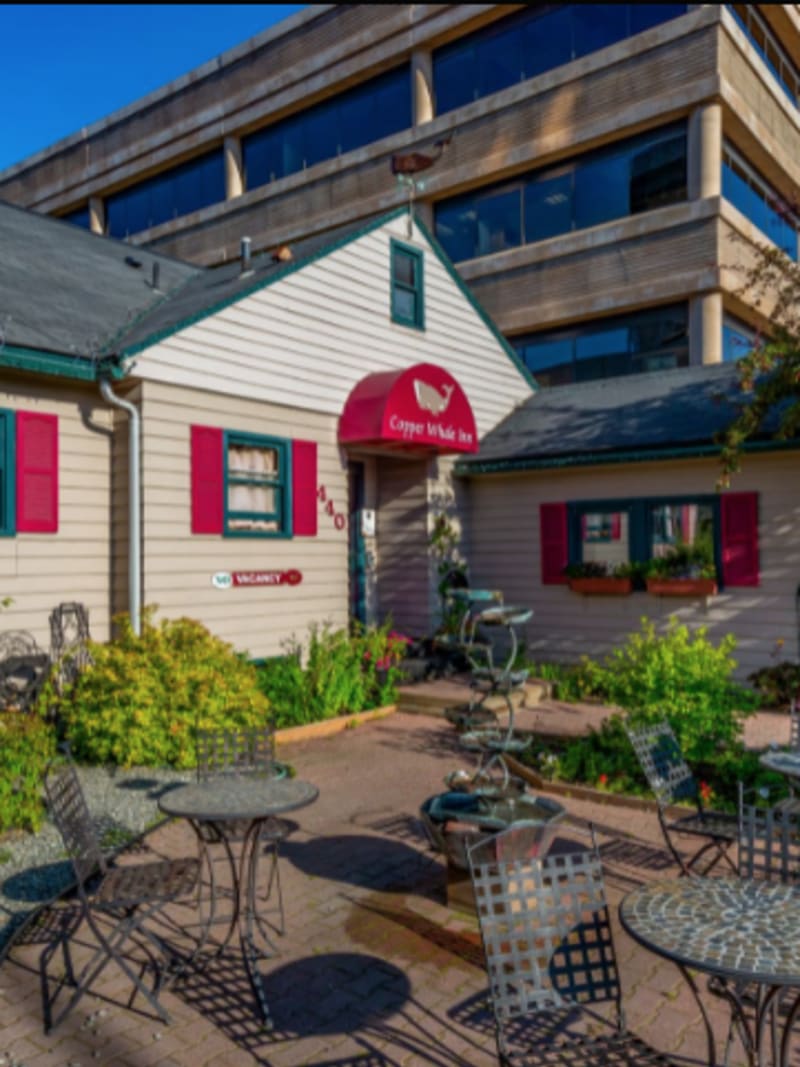Copper Whale Inn