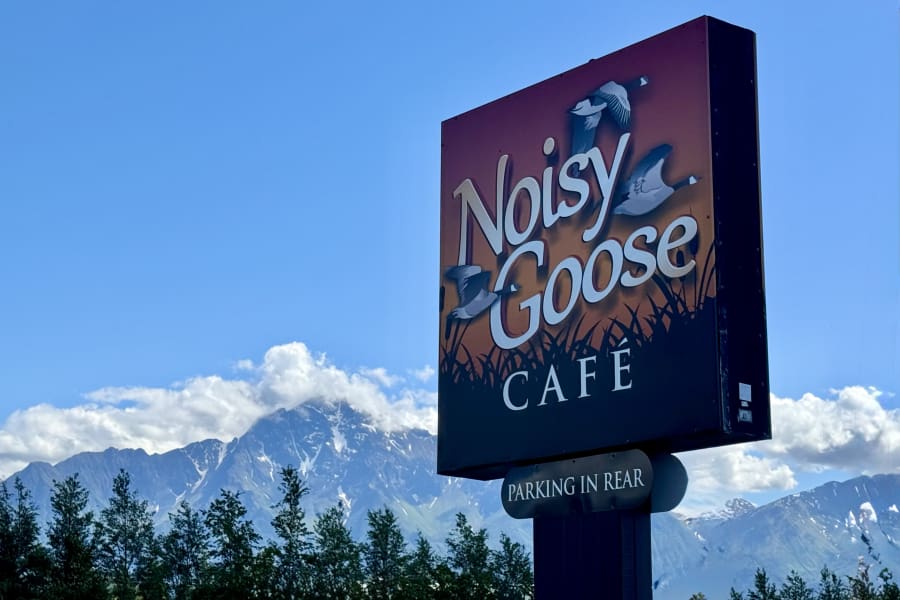 Noisy Goose Cafe — image 1 of 1