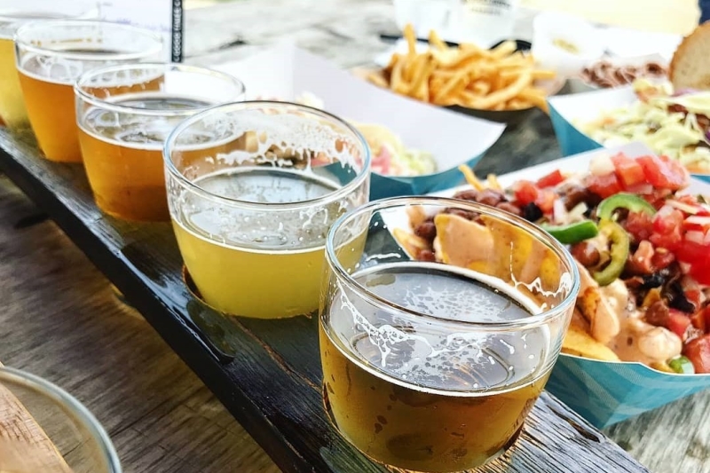 Flight of beer and snacks at BarrelHouse Brewing