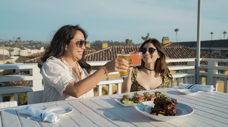 Beachside Dining
