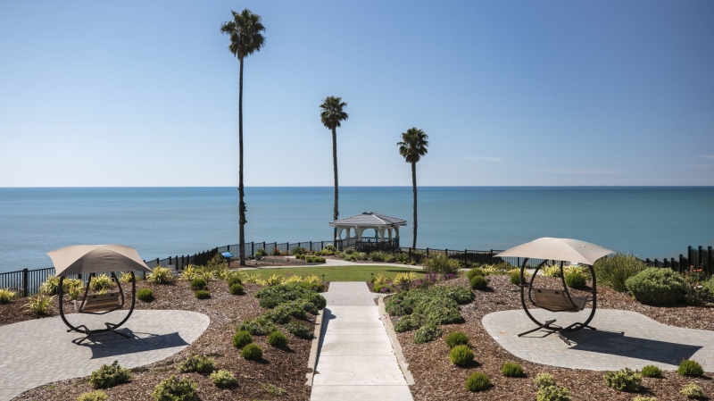cliffside gazebo at Shore Cliff Hotel in Pismo Beach