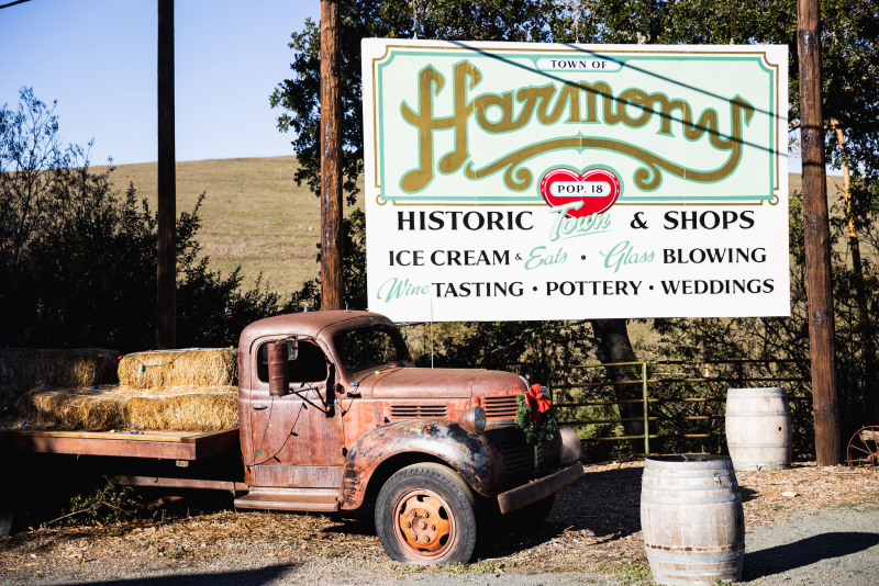 Harmony town sign