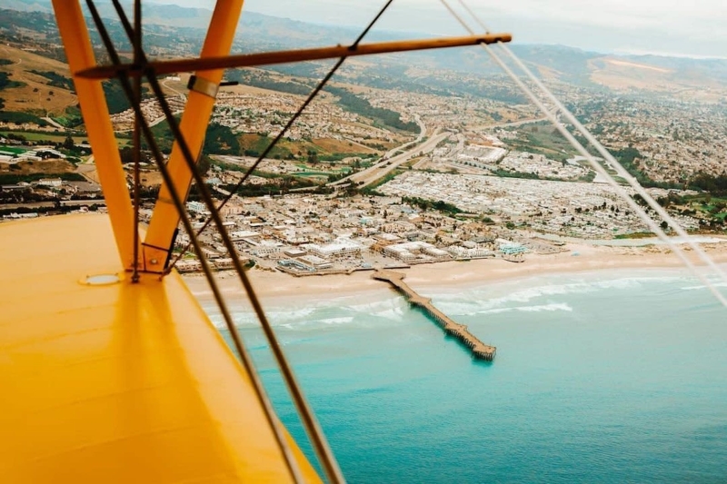 Banner Airways Plane Ride with view of pier and water