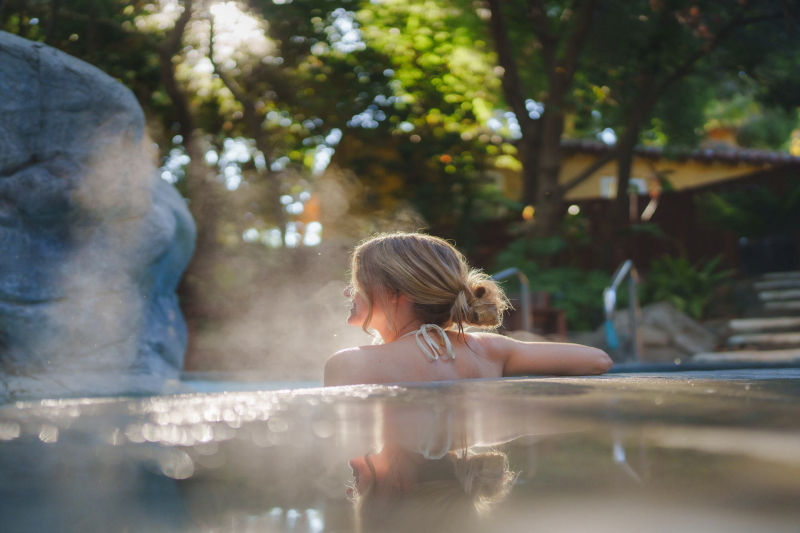 girl in hot tub sycamore hot springs avila