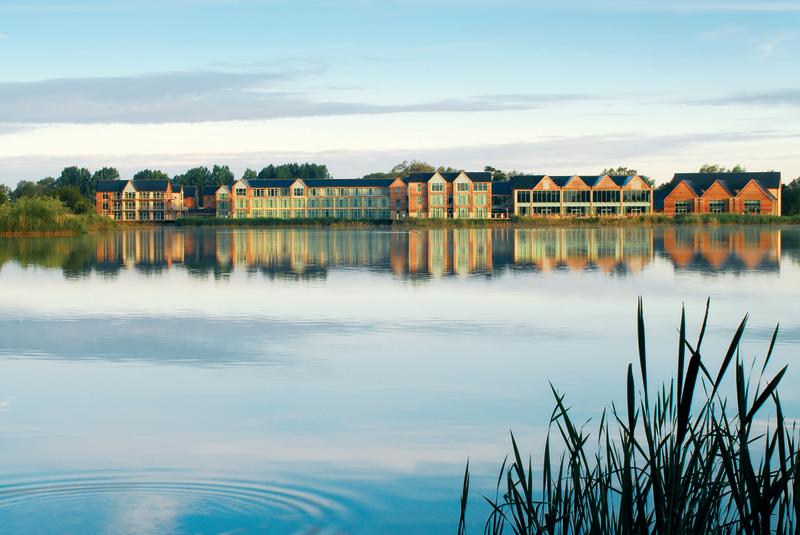 The Farrier - Autumn and Winter in the Cotswold Lakes: Things to Do and Places to Stay