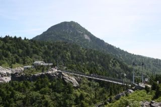 Mile High Swinging Bridge | Grandfather Mountain