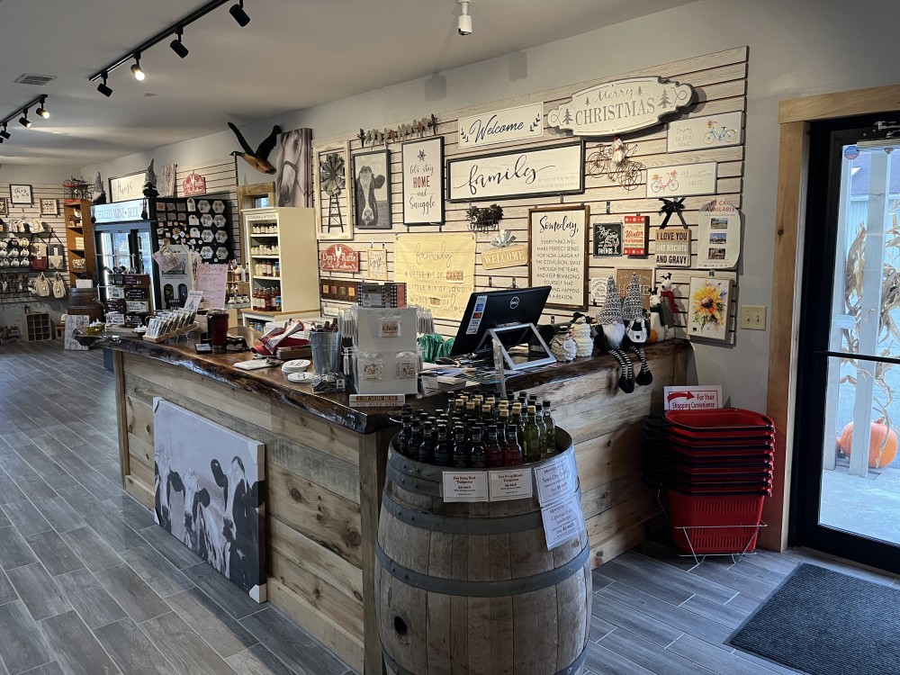 Montezuma Winery & Hidden Marsh Distillery Cooperstown